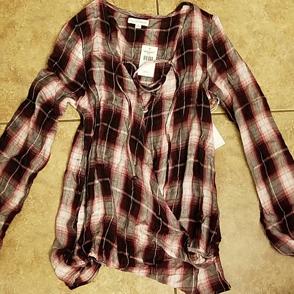 Long sleeve buckle shirt brand new size small pink